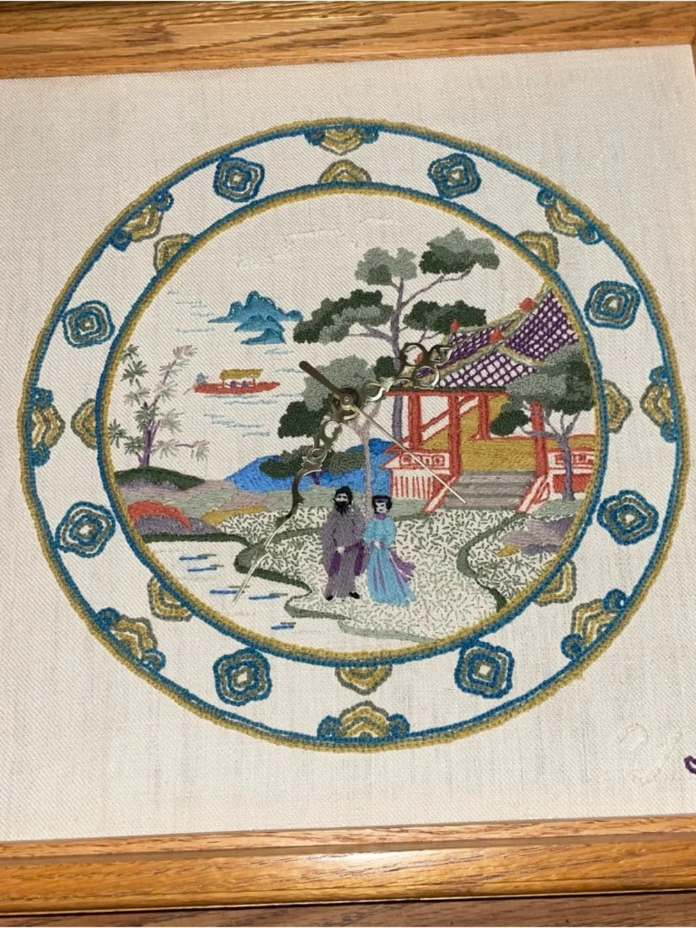 N/A elegant embroidered